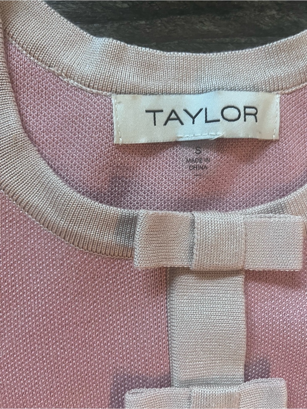 NEW pink bow dress knit Taylor sz small - Picture 2 of 4